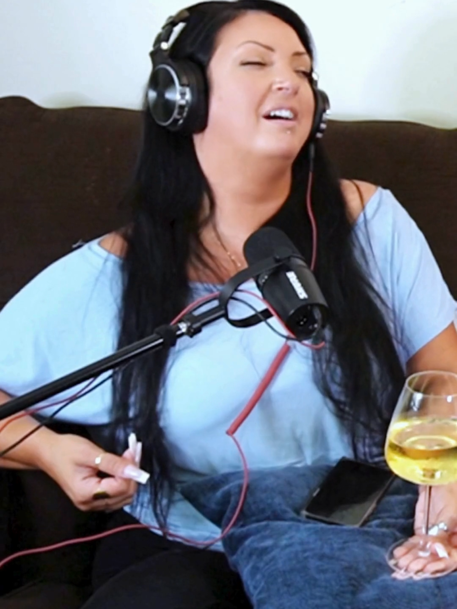 Do you suffer from self-esteem? If so, you might in a long-term friendship. But there's help. Watch this. #youvebeenilladvised ----- #comedypodcast #advicepodcast #podcastersoftiktok #PodcastRecommendations #LifeAdvice #relationshipadvice #fypchallenge #fypシ #foryourpage #fypage #podcastclips #PodcastHumor #bestfriend #funnytiktok #funny #longtermrelationship #awesome