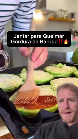 Receita para Queimar Gordura da Barriga👇  - Repolho - Azeite de de oliva  - Páprica defumada (opcional)  - 120g de carne moída por porção  - Sal  - Tomate  - Queijo mussarela  Asse por 40 min à 200 graus  Quer emagrecer comendo de forma prática e saudável? Tenha acesso a todas as informações da minha consultoria individualizada clicando no link da bio. 