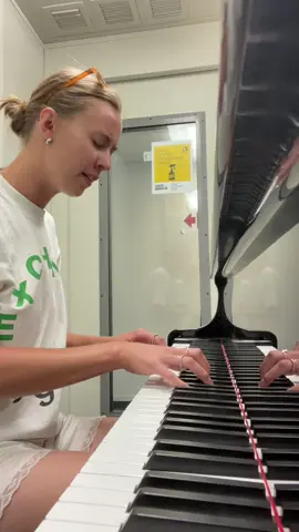 when I fall in love 💓💓💓 this standard has been played by many of my favorite players like Keith Jarrett, Miles Davis and Carmen McRae! here’s my take! 