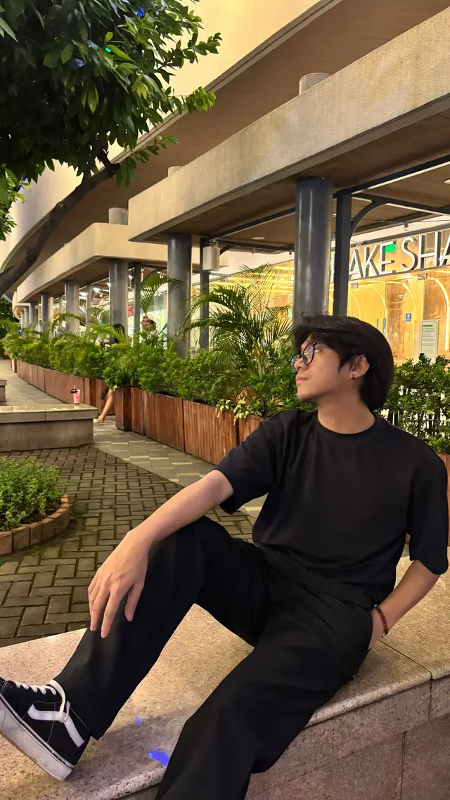 #blackfits 