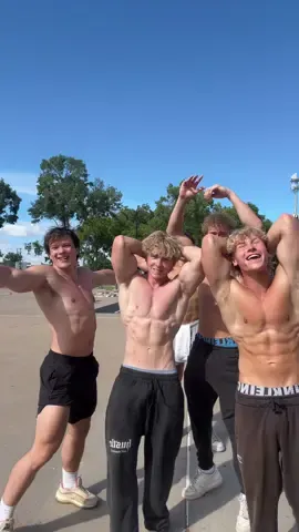 I WANNA SHOW YOU OFF!! 🤩 #bodybuilders #sickchads 