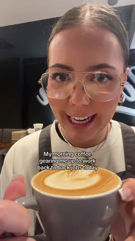 My fave part of the day 🫶🏼  #trendin #trendingsounds #foryoupagе #viralvideos #foruyou #traveltiktok #traveltok #sydney #livinginsydney #trendingaudio #baristalife #barista #hospitality #hospitalitylife #dayinmylife #dayinthelife #dayinthelifevlog #baristasydney #thingstodoinsydney 