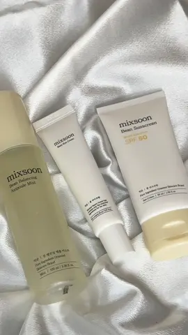Dry skin must-have! I’ve been loving this Mixsoon Ampoule Mist — it’s lightweight, super hydrating, and keeps my skin soft and glowy all day. 🫧💧  #mixsoon #koreanskincare #glassskin #skincareroutine #amazonfinds #skincare