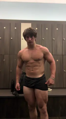 #gymmotivation #fit #bodybuilding #Fitness #gym #physique #muscle #teenbodybuilding #aesthetics