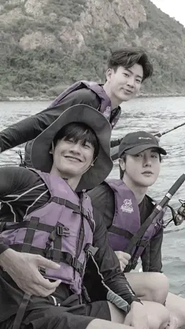 trio lanjut usia #offjumpol #taytawan #armweerayut 