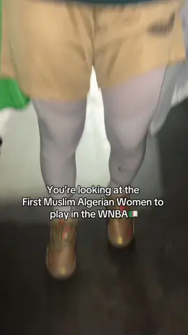 try to top that 🇩🇿😛  someone edit me pls #womensbasketball #basketball #viralvideo #elitesecrets #hijabibasketball #basketballtiktok 