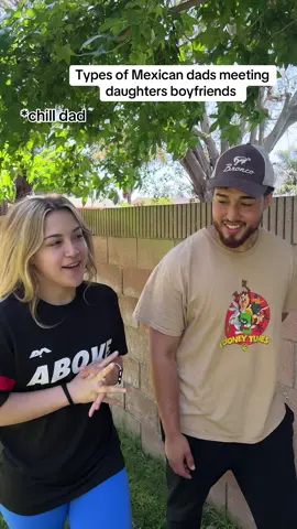What type of dads do you have? 😭😂#fyp #foryou #foryoupage #relatable #lonatwins #crayola #funnyvideos #funny #spanglish #spanish #real #us #hispanics #twinsoftiktok #entertainment #skit 