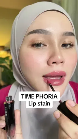 Eh apehal semua cantik 😂😂😂 peningggg ahhh camniiii #timephoria #timephorialipstain #glossylipstain 