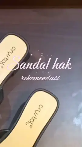 Sandal hak wanita bahan karet 👡 Nyaman, ringan, dan anti slip. Cocok untuk kerja atau hangout tetap elegan #sepatuwanita  #sepatukorea  #sandalwanita  #sandalkorea #ganiacollection #fyp #viral #rekomendasisepatu
