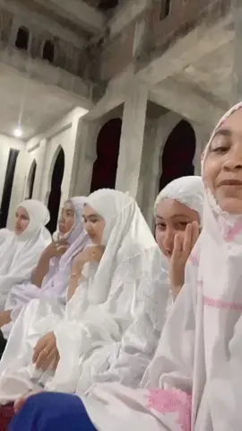 Sik penting modal manteb #fyp #trend #hijab #santri #santriputriindonesia 