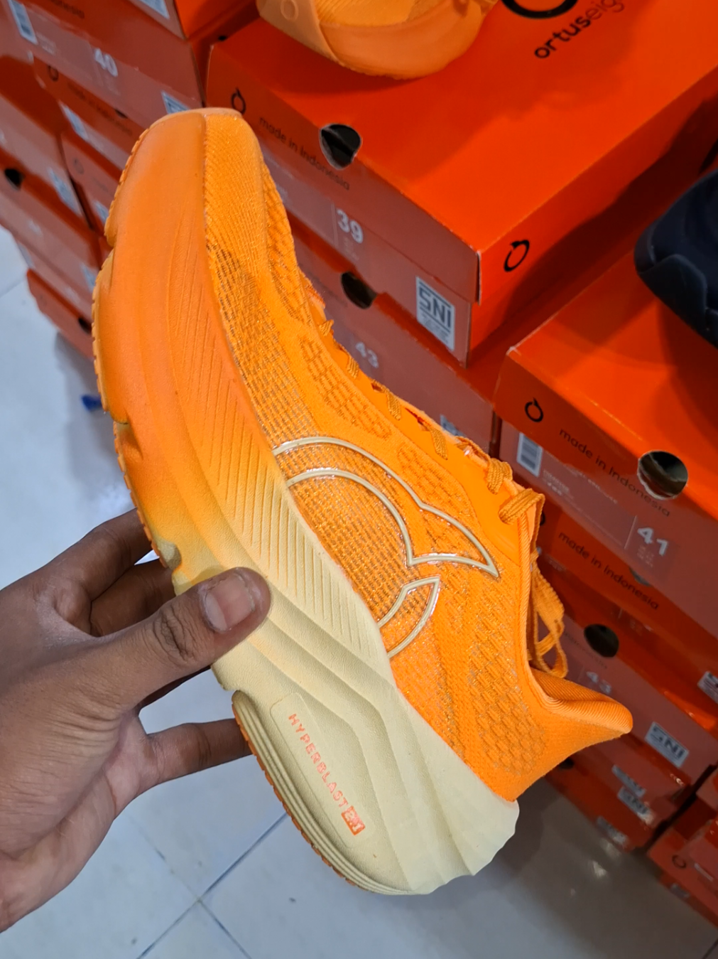 Ortuseight Running HYPERBLAST 2.1 ORTRANGE/SAND#ortusindonesia🇮🇩 #ortuseight #Sepaturuning #sepatularioriginal #runing #fyp #masukberandafyp #indo 