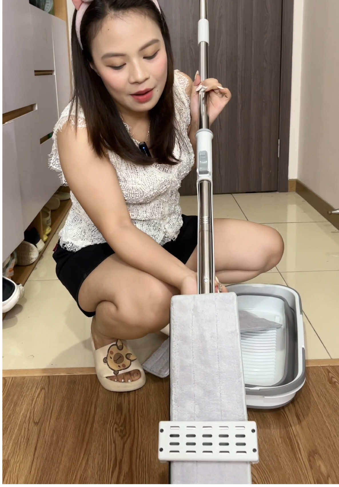 Trả lời @Hằng Mét 45 bộ lau nhà kèm chổi tiện lợi #bochoilaunhathongminh #choilaunhatuvat #choilaunhathongminh 