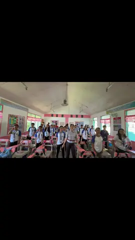 Class Energizer- Grade 9 PE! Lets go 😂 #PE9 #teachersoftiktok #energizer #wednesdaydance #MAPEH 