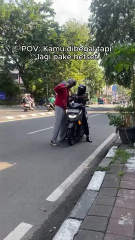 Untung ada Dewi Persik #nonaambon #adanonaambon #dewipersik #dewipersik #adanonaambondisni😁 #tren #trending #trend #memes #memestiktok #memesdaily #memetiktok #memesdaily #lucu #begal #dibegal #otomotif #otomotifindonesia #otomotifmobil #otomotif_indonesia #otomotifzone #pov #fyp #yamaha #yamahaindonesia #dibegal #kenabegal #bjir #berita #beritatiktok 