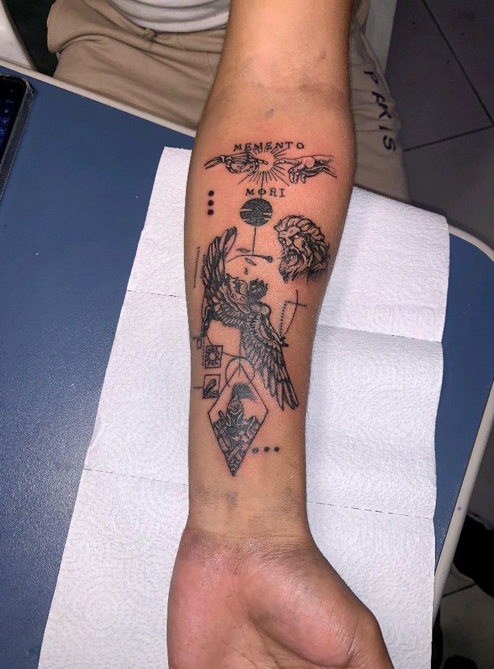 Olá, amantes de tatuagens, aqui é Frank Miranda, tatuador profissional. Convido vocês a nos visitarem na Avenida Manoel Felipe, 2097. Temos variedades de tatuagens a partir de 60rs WhatsApp 95991764577 Se você gosta do meu trabalho, Por favor me ajude com seu like, obrigado 🙏