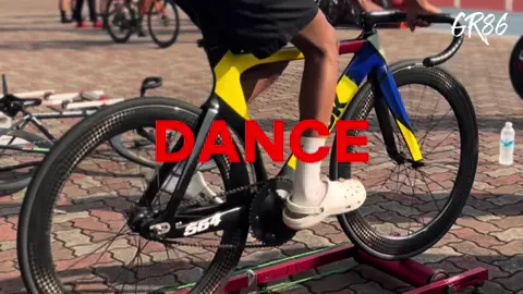 i wanna dance again #fyp #xyzbca #blowthisup #fixedgear #fixedgearsingapore #fixedgearvietnam #fixedgearphilippines #cycling 