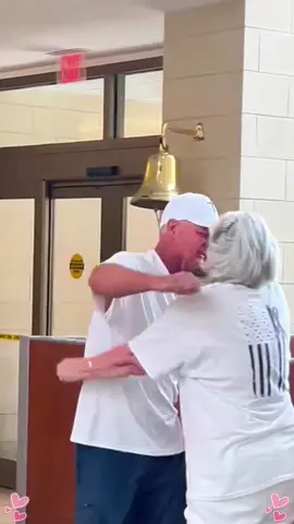 Cancer patients celebrate recovery#ringthebell#emotional#Love#happy#cancerfree#excited 