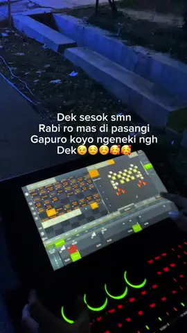 misale wkwkkw😅@RBL AUDIO MOJOKERTO@•𝐊𝐄𝐌𝐎 𝐋𝐈𝐆𝐇𝐓𝐈𝐍𝐆_#hajatanhoreg#horegmania_official#horegjawatimur 