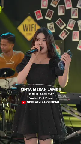 Cinta itu maniss kaya aku ehehe🤓💐
