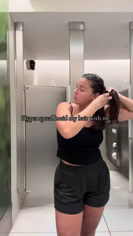 Recording in the bathroom exposure therapy  #airport #airplane #travel #traveling #vacation #vacationmode #Summer #summervibes #summer2025 #mexico #cancun 