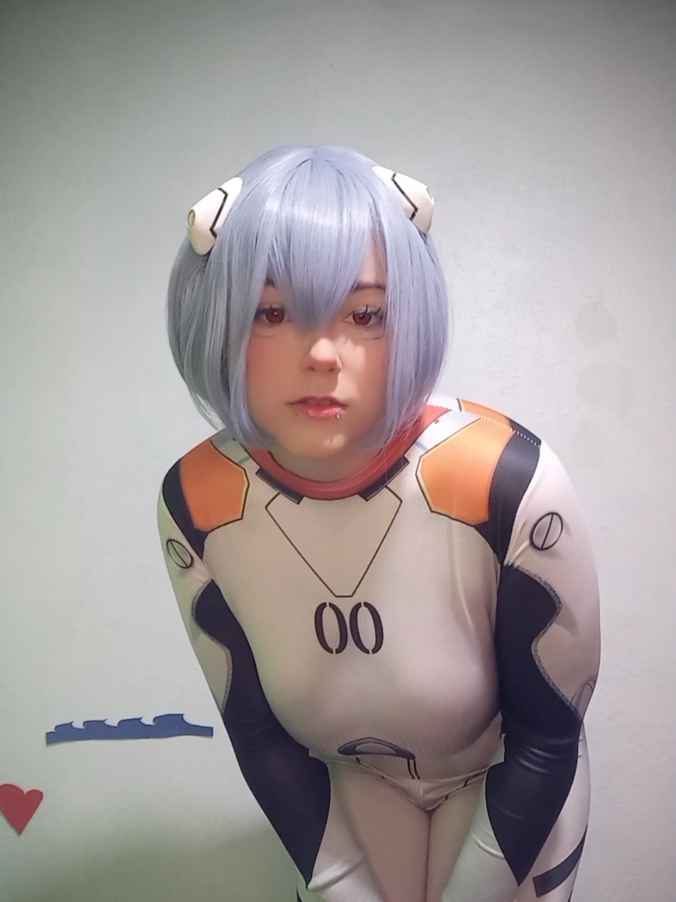 vamos fingir que ficou bom aksjkskakssk(quase cai 30 vezes tentando fazer esse vídeo #rei #reiayanami #reicosplay #evangelion #anime #fy #fyu #fyp #vaiprofycaramba 