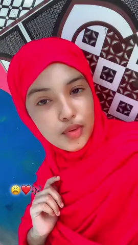 Jclyy ma jire jirka isku bahan.✌️😂🤤