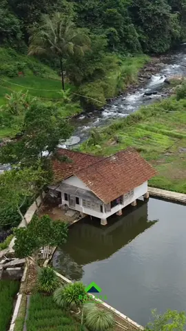 Masya Allah😍 Bikin Syahdu, Rumah Pinggir Sungai Di Tengah Alam indah Sumedang