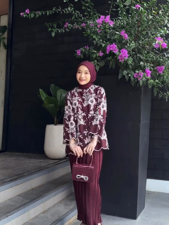 #locanalabel #atasanbordir #blousebordir #athayabordir #atasanbordirwanita #bajukondangan #tunikkondangan 