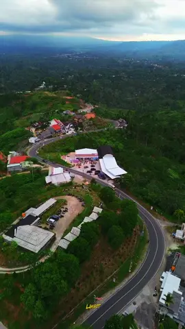 View indomaret dataran tinggi lampung barat Masjid✅ Patung✅  Indomaret✅ #lambar #lampungtiktok #lampungpride  #dronevideo  #dji #anaklangit 