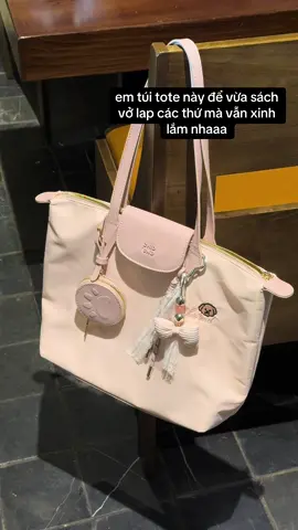 mang đi cf học bài vẫn rất xinh lémm #tuichio2nd #包包推荐 #tiktokshop #tuidihocdichoi 