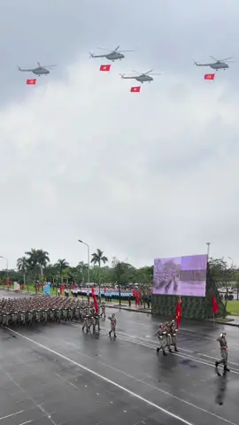 Đằng sau những đội hình chỉnh tề là hàng trăm giờ đổ mồ hôi. Diễu binh không chỉ đẹp – mà còn đầy máu, mồ hôi và ý chí. #a80 #2thang9 #dieubinh #duyetbinh #bodoicuho #nguoilinhvietnam 