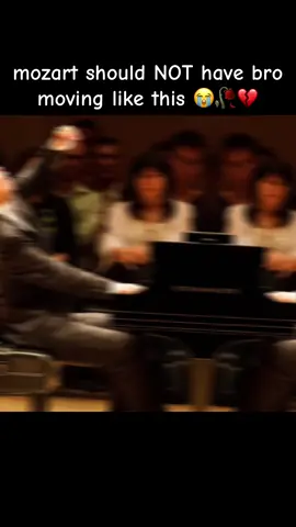 i do not enjoy lang lang #musicmemes #memestiktok #brainrot #memes #classicalmusicmemes #pianomemes #typ #singing #classicalmusictiktok #piano #mozart #langlang #fyp 