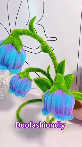 DIY pipe cleaner lily of the valley flowers #handmade #DIY #handmadegifts #handmadecraft #gift #flowers #craft #diyproject #diyfashion #diycraft #rose #foryou #tiktok #diystufftomake #handcraft #TikTokCrafts #bouquet #DIYCrafts #flowerlovers  #pipecleanerart #pipecleanerflowers #uktiktok 