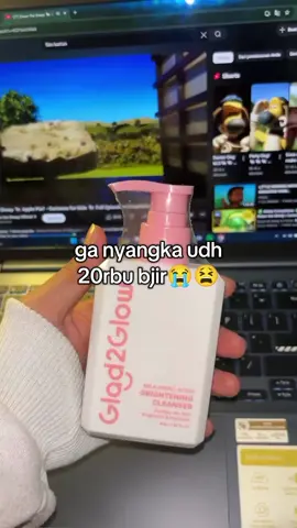 #glad2glow #facialwash 