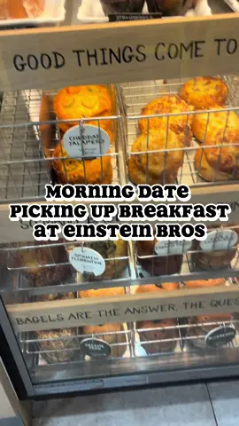 When was the last time yall went to #einsteinbagels  It’s been years for me and when I tell you those breakfast sandwiches are hitting! Top tier! Grab one!  #bagels #breakfast #blacklove 