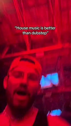 House music really brings so much energy #rave #edmtiktok #edm #dubstep #housemusic #ravetok 