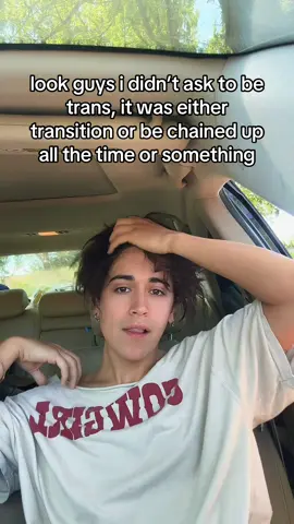 those chains hurt my wrists :( #mtf #trans 