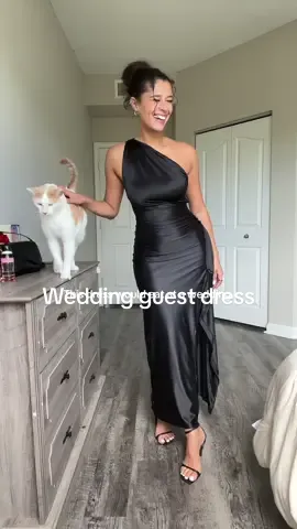 💍💒 #weddingtok #weddingdress #weddingguestdress #formaldress #formalevent #classydress 