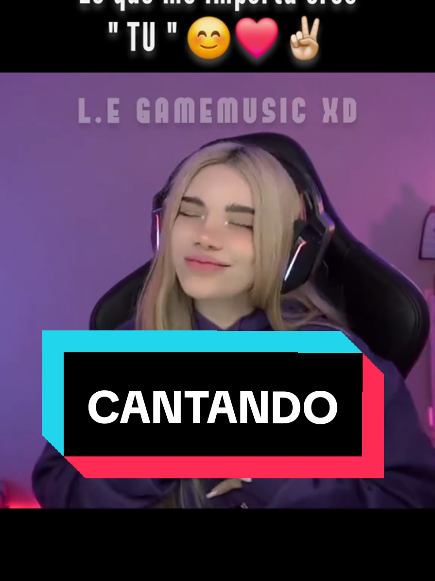 SANDRA Canta En Vivo 🤭🤍 #sandraskins #smash #dota2 #kick #sideral #armys #vacuna #sandraskinsclips #perú #fabio #lagarto #Gaming #smashdota #milenka #zully #bebote #patito #streamer #zein