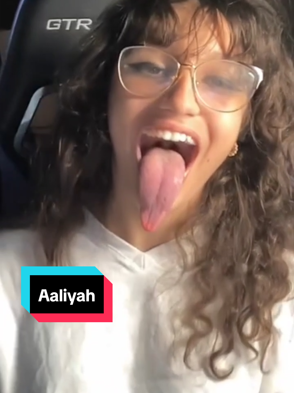 Aaliyah #longtonguegirl #fyp