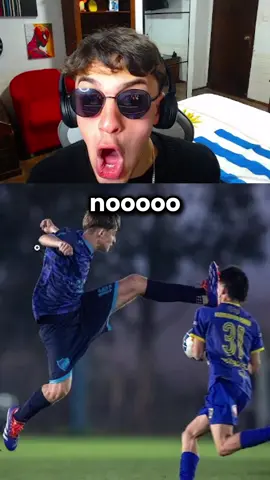 MODELO UNO VUELTATE⚽️😂 #uruguay #argentina #futboluruguayo #uruguay🇺🇾 #futbolargentino #futbol 