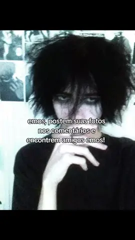emos são tão atraentes🖤 #emo #emogirl #emoboy #emocore #emohair #emoscene 
