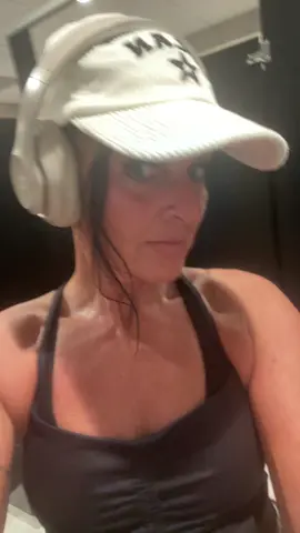 #fyp #gym #gymgirl #gymjo