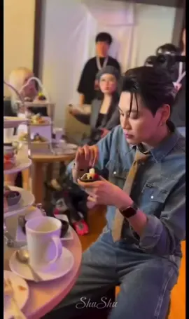 มีของอร่อยต้องแบ่งกันชิมแต่..น้องไม่ชอบกินเปรี้ยว..เอ็นดูมาก 🤭🫣 #BounPrem #บุ๋นเปรม #bb0un #prem_space 