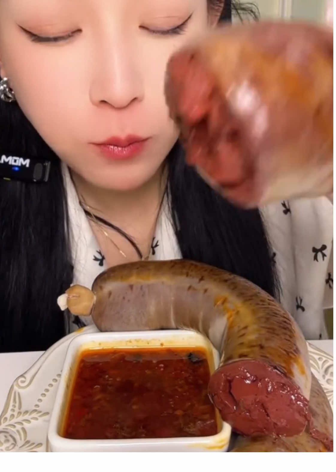 #fyp #asmr #mukbang #asmrsounds #lovemukkwaii #bloodsausages #asmrfood #asmrtriggers #spicy #