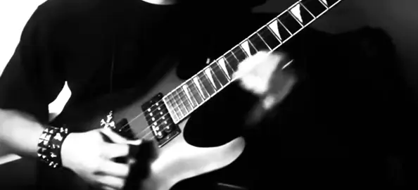 loneliness #fyp #fy #foryou #foryoupage #اكسبلور #fypシ #guitarcover #guitar #riyadh #guitartok #decalius 
