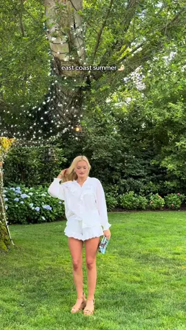 I knew I was meant for this 💅💅 #hamptons #outfits #eastcoastsummer 