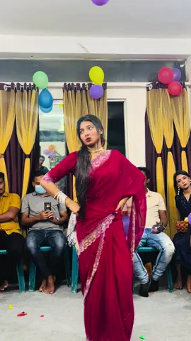 ওরে নাচ🙈😱#bdtiktokofficialf #unfrezzmyaccountf #tangail #viralvideo #foryou @Vøicē🎤CrëaŤøŘ Sheikh MeHeDi @🇦🇷 Tanjum islam tisa 🇦🇷 @TikTok 