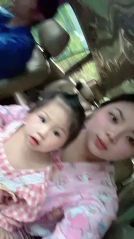 2 chị em nhá #xuhuong #trending #tiktok #kỉniệm #kỉniệm @SCANIA 