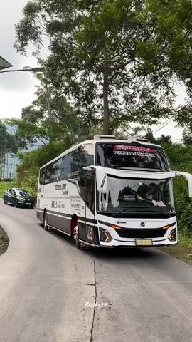 Tarawangsa versi takumi😱#12not #bismaniaindonesia #fypp #foryoupage #tunggaljayatransport @adnan daily @official.tj_takumi 